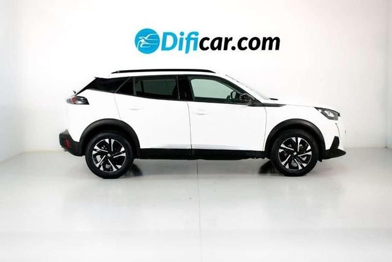 Usado Peugeot 2008 Allure 110 CV (80 kW) 2022 Blanco SUV