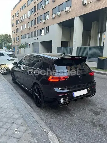 Usado VW Golf VIII R 320 CV (235 kW) 2022 Negro Berlina