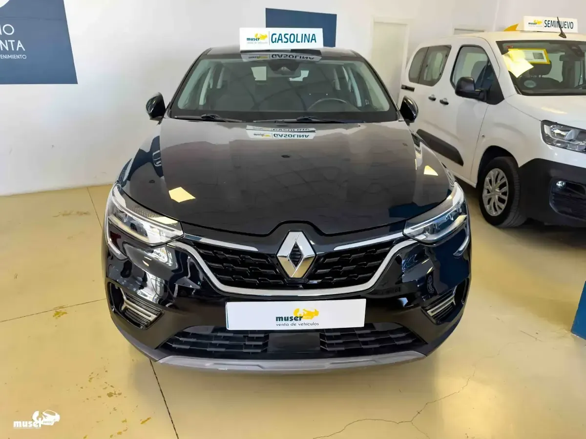 Usado Renault Arkana Intens 145 CV (106 kW) 2022 Negro SUV