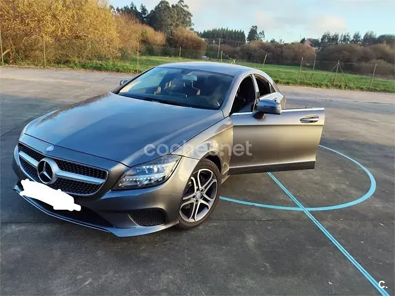 Usado Mercedes CLS250 204 CV (150 kW) 2016 Gris / plata Coupe