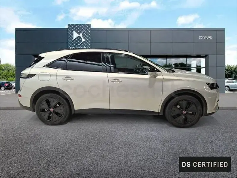 Usado DS Automobiles DS7 Crossback Performance 225 CV (165 kW) 2023 Gris / plata SUV