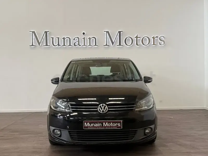 Usado VW Touran Edition 115 CV (84 kW) 2016 Negro Monovolumen
