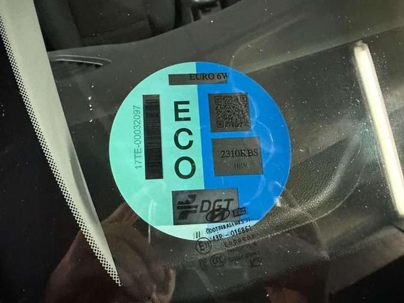 Usado Hyundai Ioniq 143 CV (105 kW) 2017 Azul Utilitario