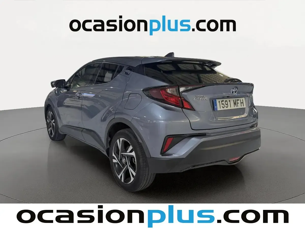 Używany Toyota C-HR Advance 122 KM (89 kW) 2023 Szary SUV
