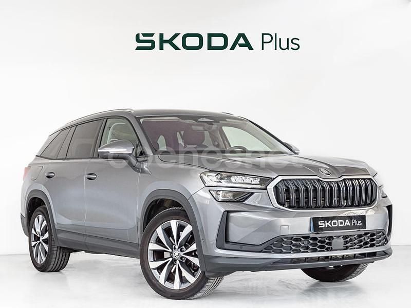 Usado Skoda Kodiaq Selection 150 CV (110 kW) 2024 Gris / plata SUV