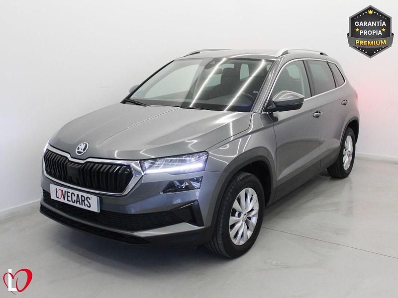 Usado Skoda Karoq Ambition 150 CV (110 kW) 2022 Gris SUV