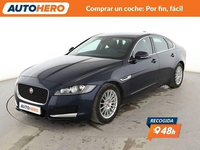 Usado Jaguar XF Prestige 180 CV (132 kW) 2016 Azul Berlina