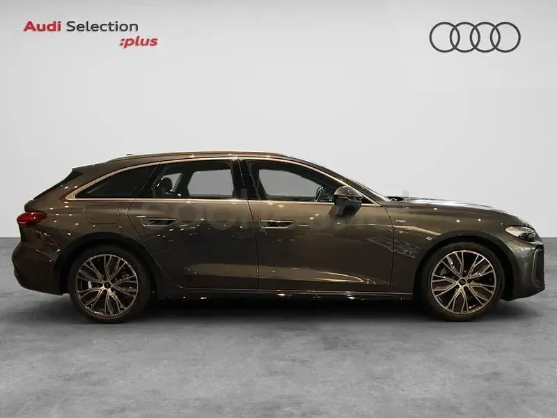 Usado Audi A5 S-Line 204 CV (150 kW) 2026 Gris / plata Familiar