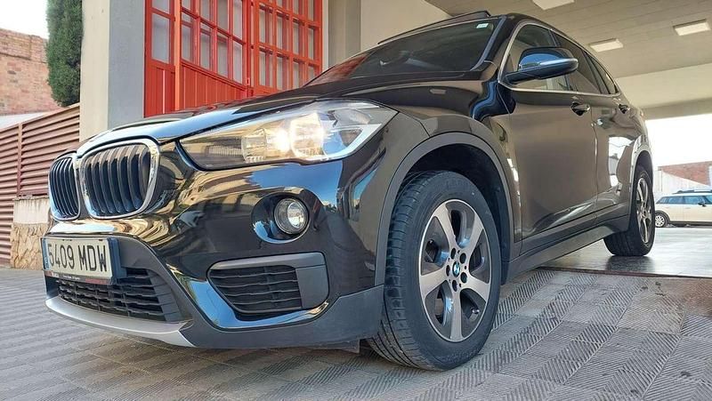 Negro Usado 2017 BMW X1 Performance SUV | 15.500 € (Precio justo) - Imagen 1/4
