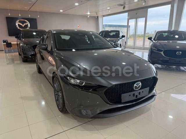 Nuevo Mazda 3 Center-Line 140 CV (102 kW) 2025 Gris Berlina