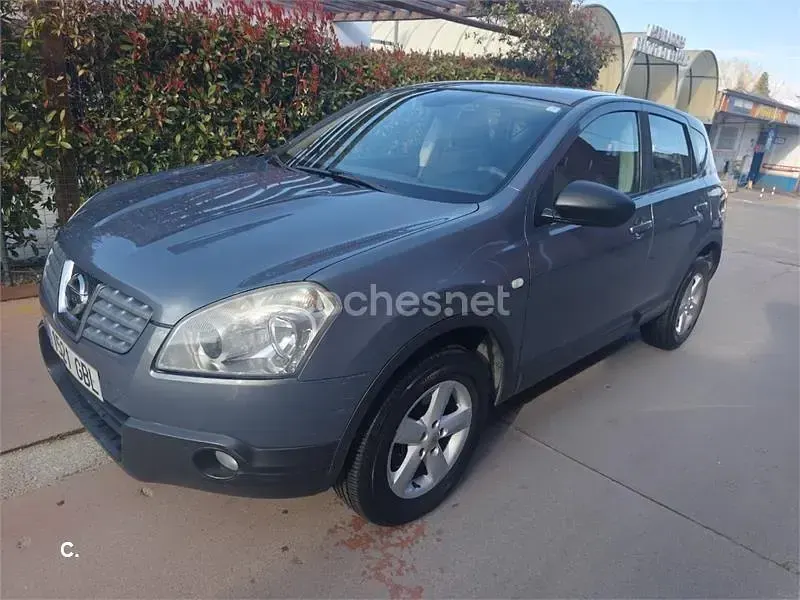 Usado Nissan Qashqai Tekna 150 CV (110 kW) 2008 Gris / plata SUV