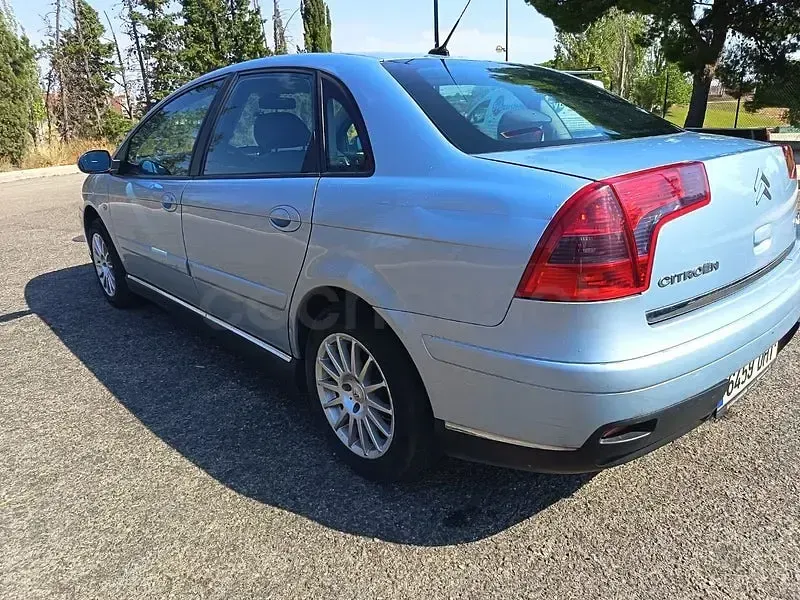 Usado Citroën C5 138 CV (101 kW) 2006 Gris / plata Berlina
