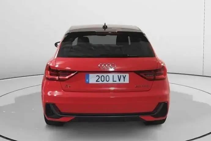Usado Audi A1 Design 110 CV (80 kW) 2022 SUV