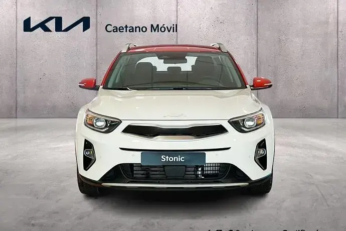 Usado Kia Stonic 100 CV (73 kW) 2022 SUV