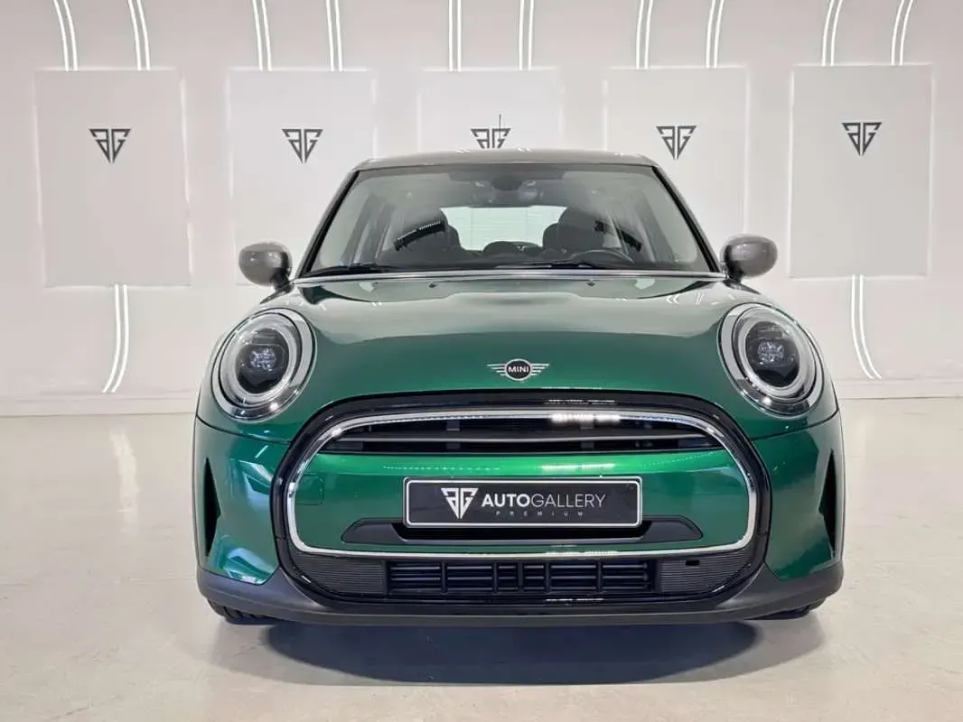 Usado Mini Cooper 136 CV (100 kW) 2023 Verde Utilitario