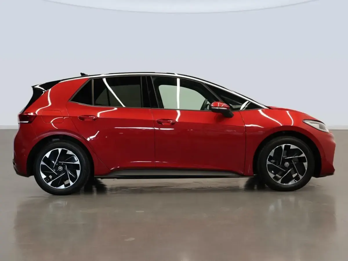 Nuevo VW ID.3 Pro 150 kW (204 CV) 2026 Rojo Utilitario