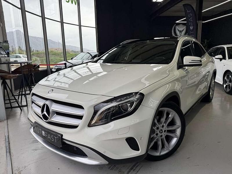 Blanco Usado 2014 Mercedes GLA220 Urban SUV | 18.900 € (Precio justo) - Imagen 1/4