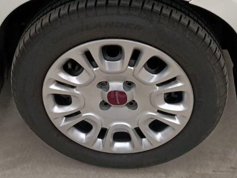Usado Fiat Panda Young 69 CV (50 kW) 2014 Blanco Utilitario