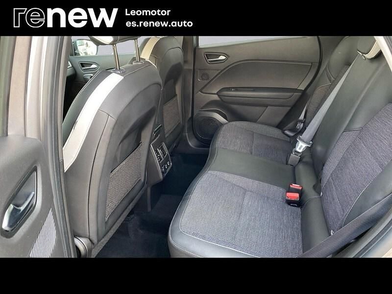 Usado Renault Captur Techno 90 CV (66 kW) 2023 Gris SUV