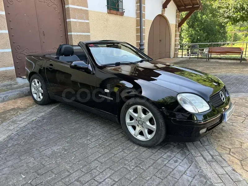 Usado Mercedes SLK230 193 CV (141 kW) 2000 Negro Descapotable