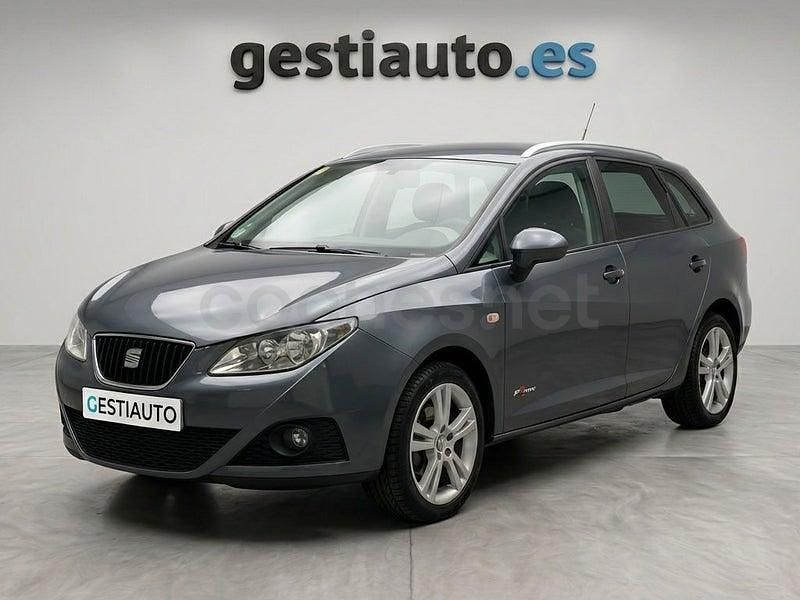 Usado Seat Ibiza ST Copa 105 CV (77 kW) 2012 Beige Familiar