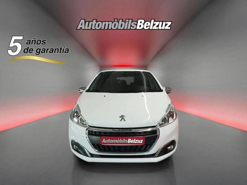 Usado Peugeot 208 Allure 82 CV (60 kW) 2018 Blanco Utilitario