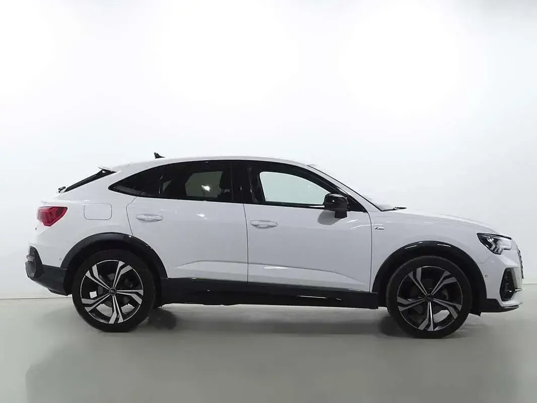 Usado Audi Q3 Sportback 150 CV (110 kW) 2024 Blanco SUV