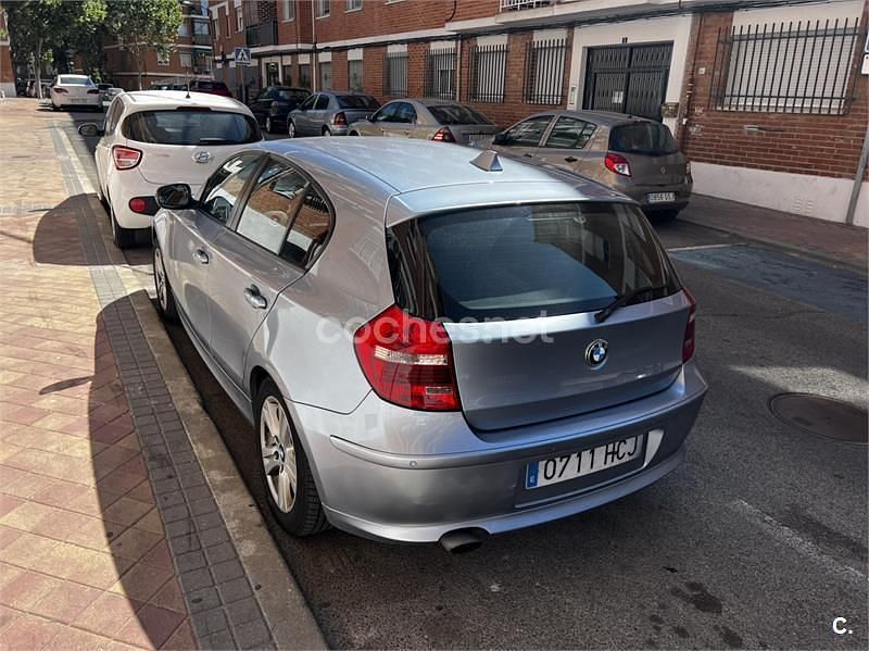 Usado BMW 120 170 CV (125 kW) 2011 Gris / plata Utilitario