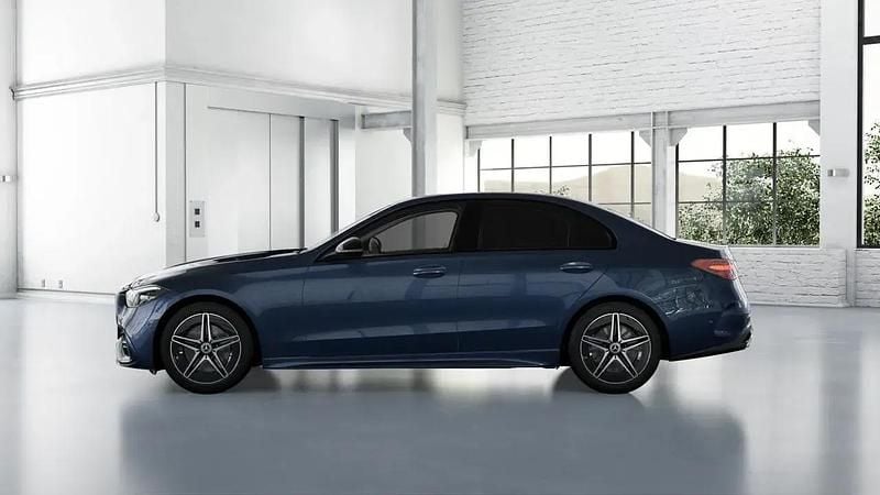 Usado Mercedes C220 197 HP (144 kW) 2025 Azul Sedan
