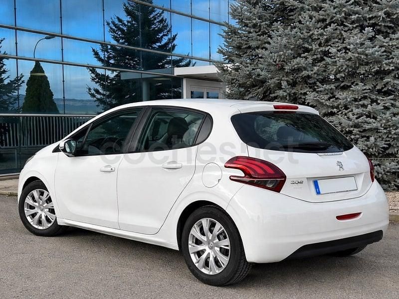 Brugt Peugeot 208 Active 100 HK (73 kW) 2019 Hvid Hatchback