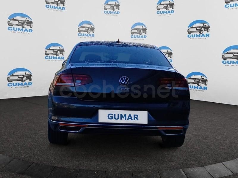 Usado VW Passat GTE 218 CV (160 kW) 2020 Negro Familiar