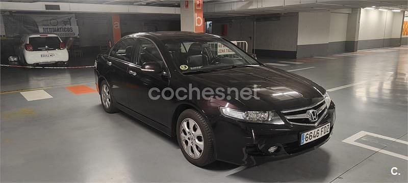 Usado Honda Accord Executive 140 CV (102 kW) 2006 Negro Berlina