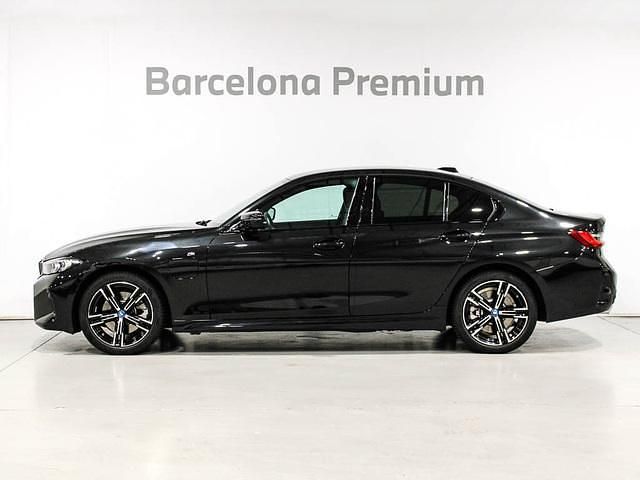 Usado BMW 330e Comfort Edition 292 CV (214 kW) 2025 Negro Berlina
