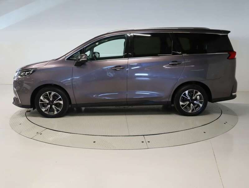 Usado Maxus EG50 130 kW (177 CV) 2022 Gris Monovolumen