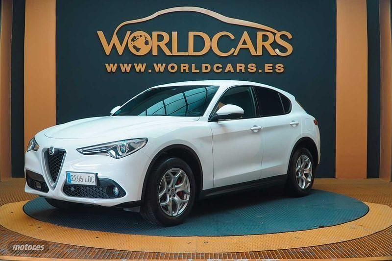Usado Alfa Romeo Stelvio Executive 210 CV (154 kW) 2019 Blanco SUV