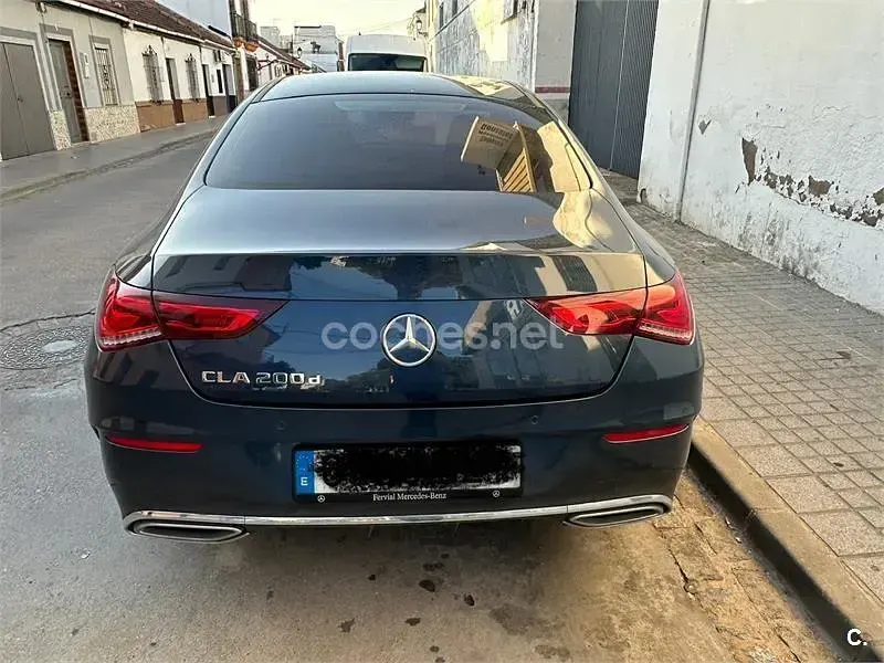 Usado Mercedes CLA200 150 CV (110 kW) 2020 Azul Berlina