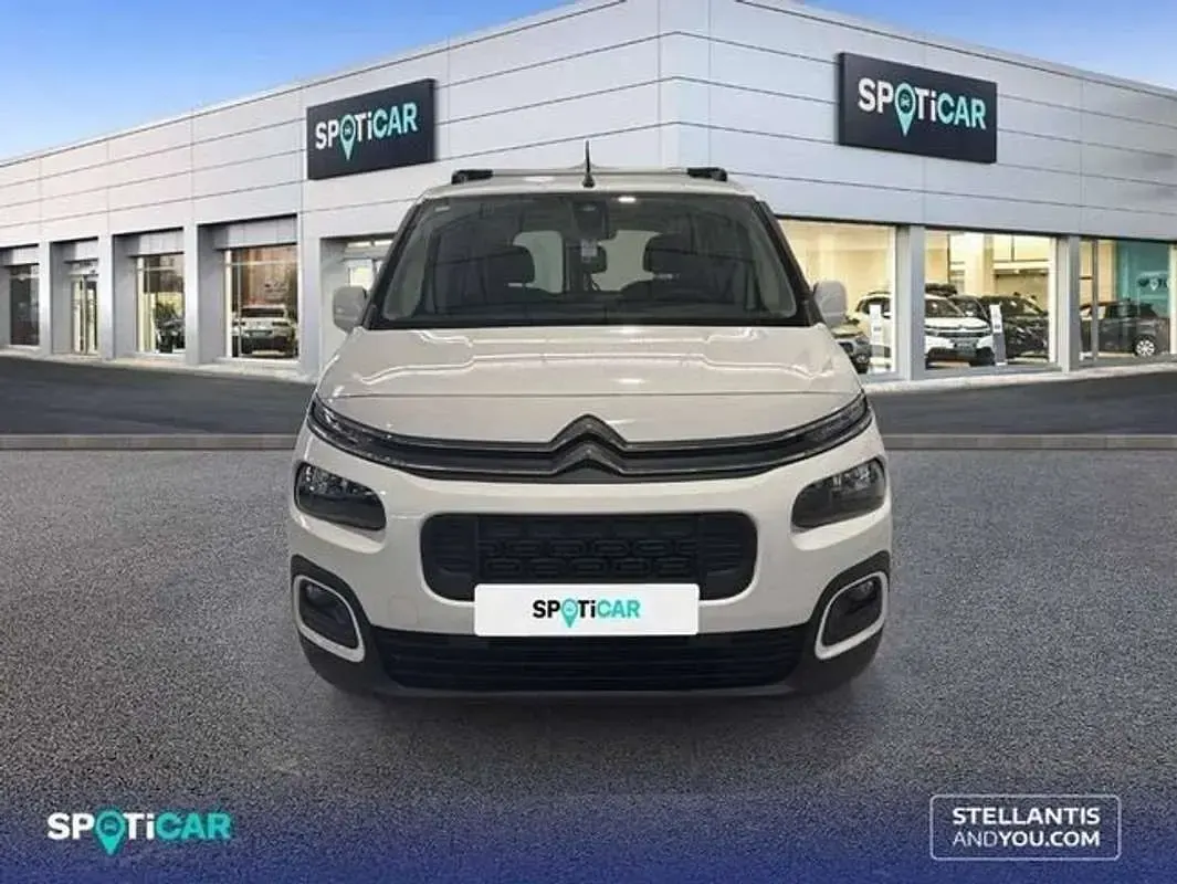 Usado Citroën Berlingo Feel 102 CV (75 kW) 2018 Blanco Monovolumen