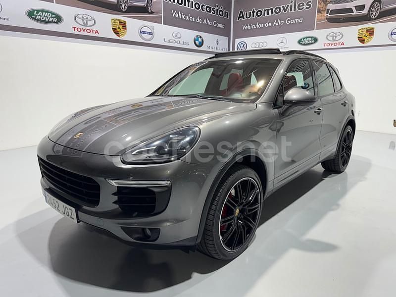 Usado Porsche Cayenne 262 CV (192 kW) 2015 Gris / plata SUV