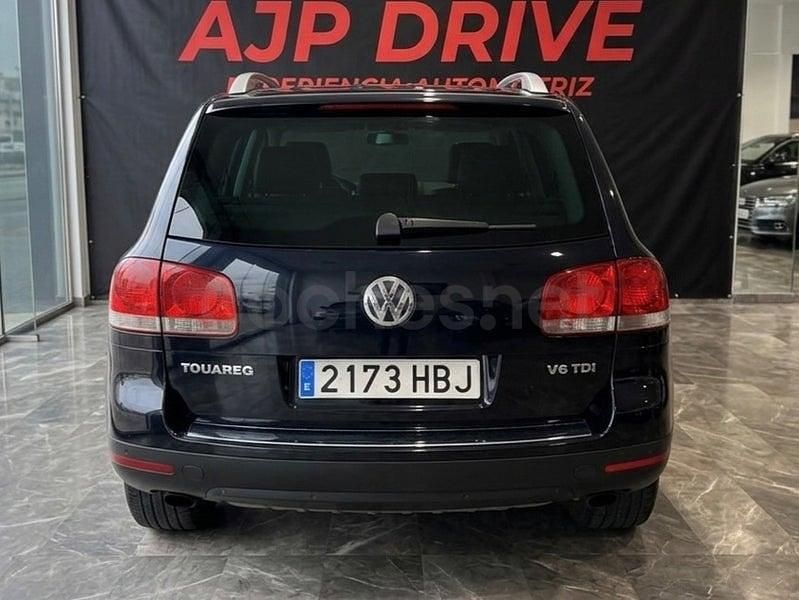 Usado VW Touareg 225 CV (165 kW) 2006 Negro SUV