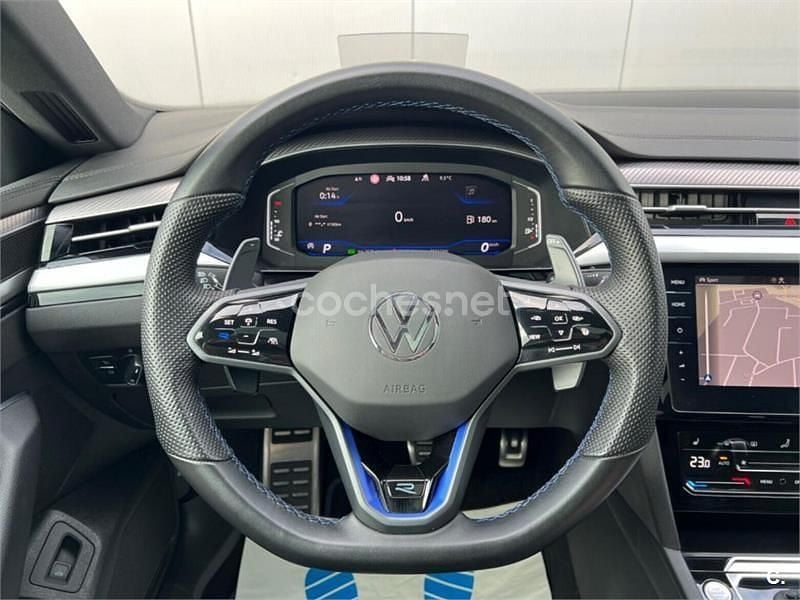 Usado VW Arteon R-line 150 CV (110 kW) 2023 Gris / plata Familiar