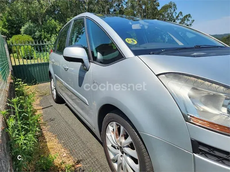 Usado Citroën C4 Picasso 109 CV (80 kW) 2010 Gris / plata Monovolumen