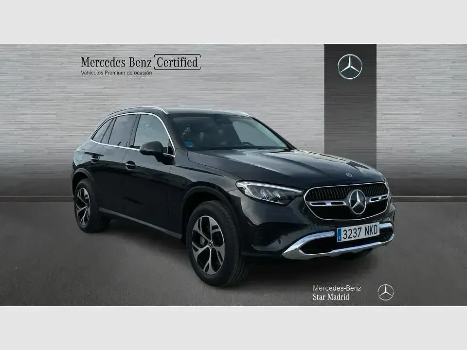 Usado Mercedes GLC300e 313 CV (230 kW) 2025 Gris SUV