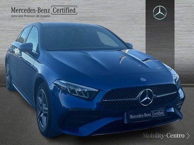 Usado Mercedes A250 218 CV (160 kW) 2025 Azul espectra