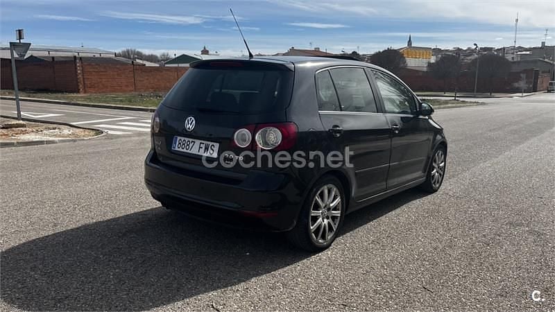 Usado VW Golf Plus Cross Sport 140 CV (102 kW) 2008 Negro Monovolumen