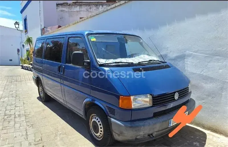 Begagnad VW Transporter 68 HK (50 kW) 1997 Blå Van