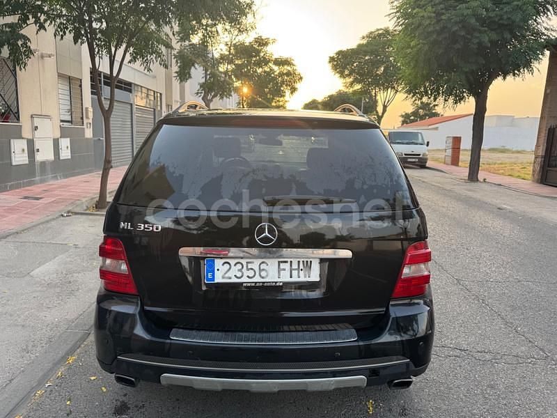 Usado Mercedes ML350 272 CV (200 kW) 2006 Negro SUV