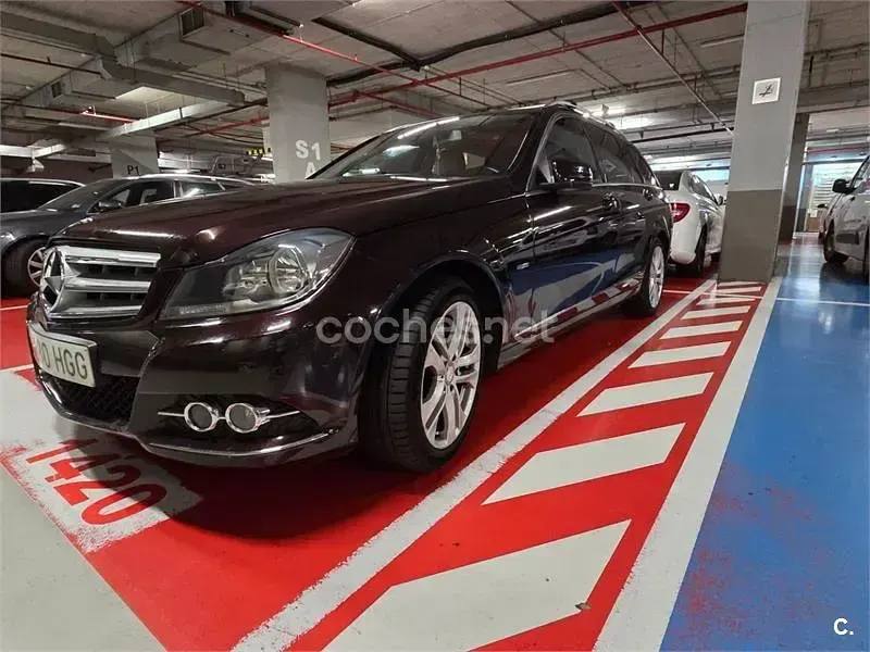 Usado Mercedes C220 Avantgarde 170 CV (125 kW) 2011 Marrón Familiar