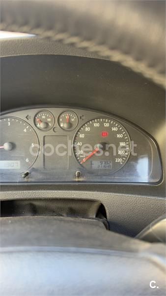 Usado VW Transporter 140 CV (102 kW) 2009 Amarillo Van