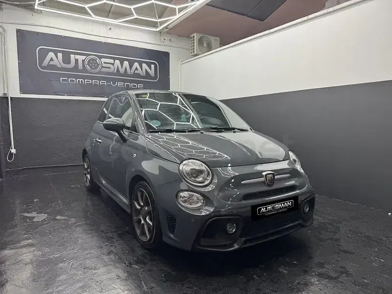 Usado Abarth 595 Turismo 165 CV (121 kW) 2018 Gris / plata Berlina