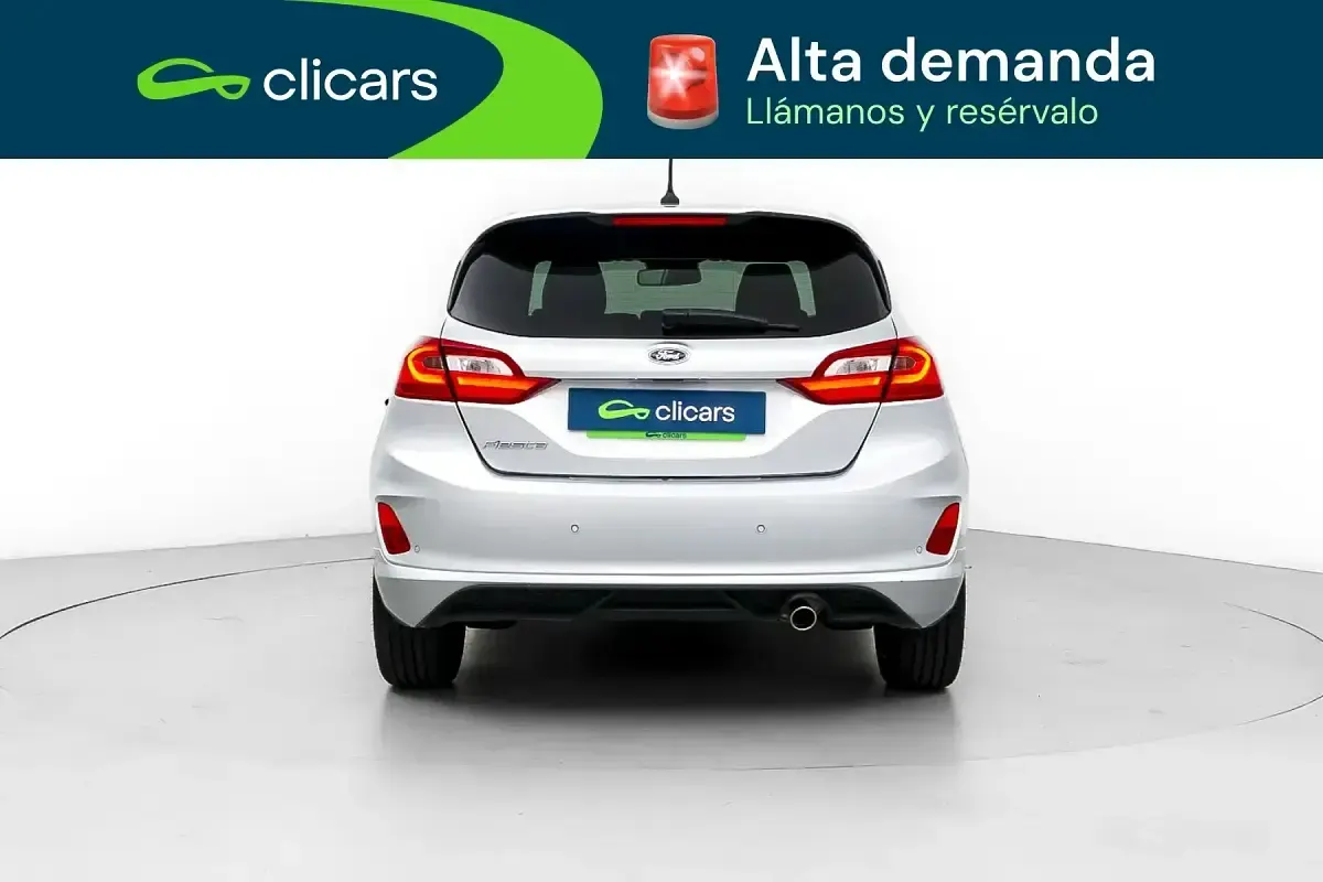 Usado Ford Fiesta ST-Line 100 CV (73 kW) 2018 Gris / plata Utilitario